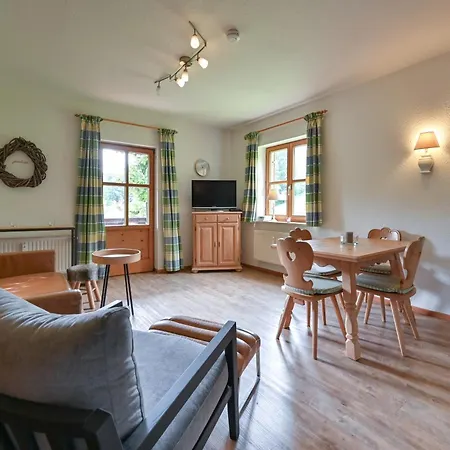 Kuehny Apartman