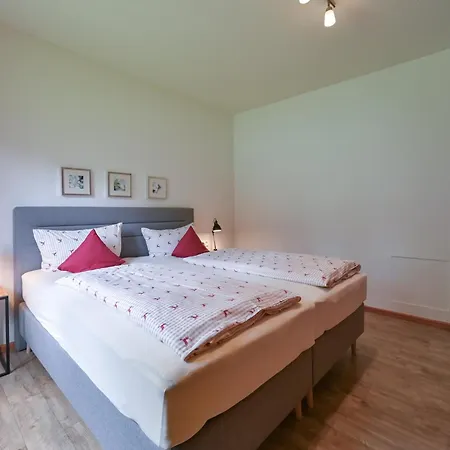 Kuehny Apartman *